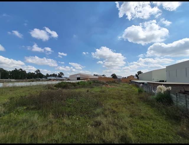 4,050M² VACANT LAND FOR SALE IN VAALPARK